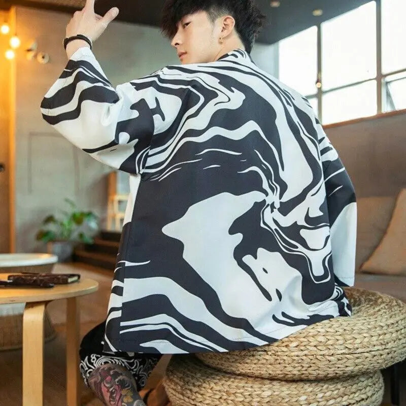 Magnifique Kimono Blanc et Noir au motif liquéfié pour homme