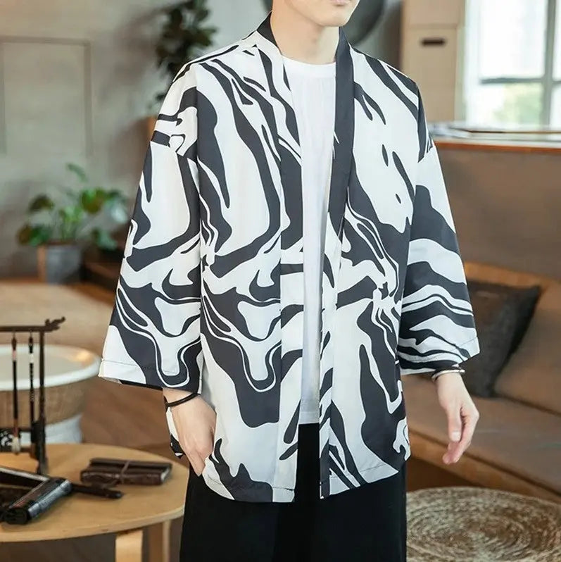 Kimono-Blanc-et-Noir--Edition-Kaito--Japanstreet-1644423466.jpg