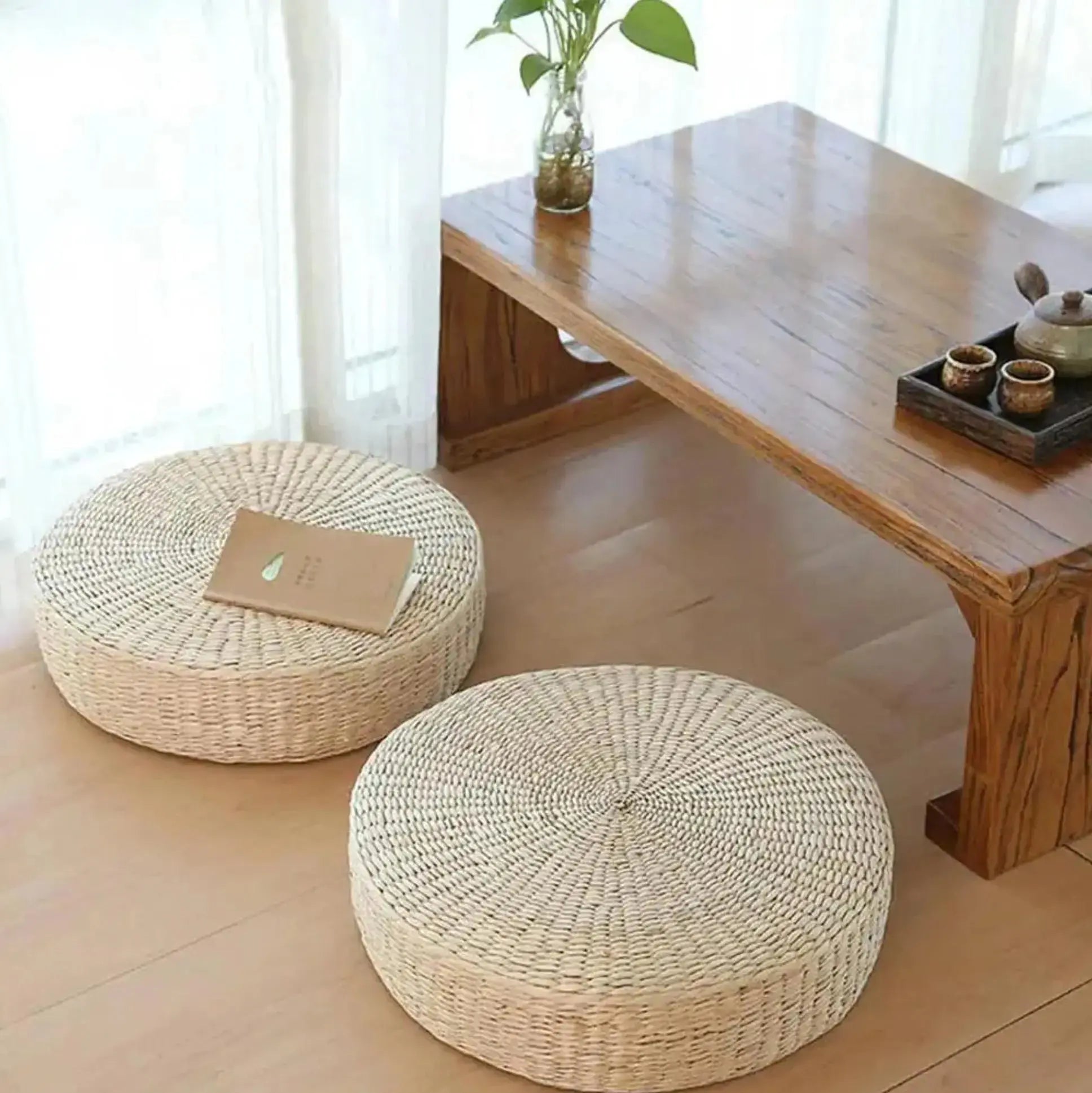 Coussin zafu rond en paille tressée pour méditation zazen environ 40 cm hauteur 10-15 cm — vue principale du produit — Japans