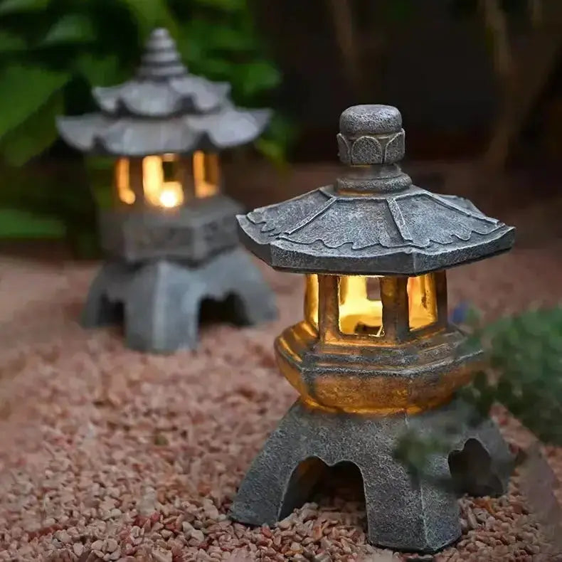 Tōrō Kaizu en pierre patinée avec module LED puissant pour éclairage — vue de face — Japanstreet