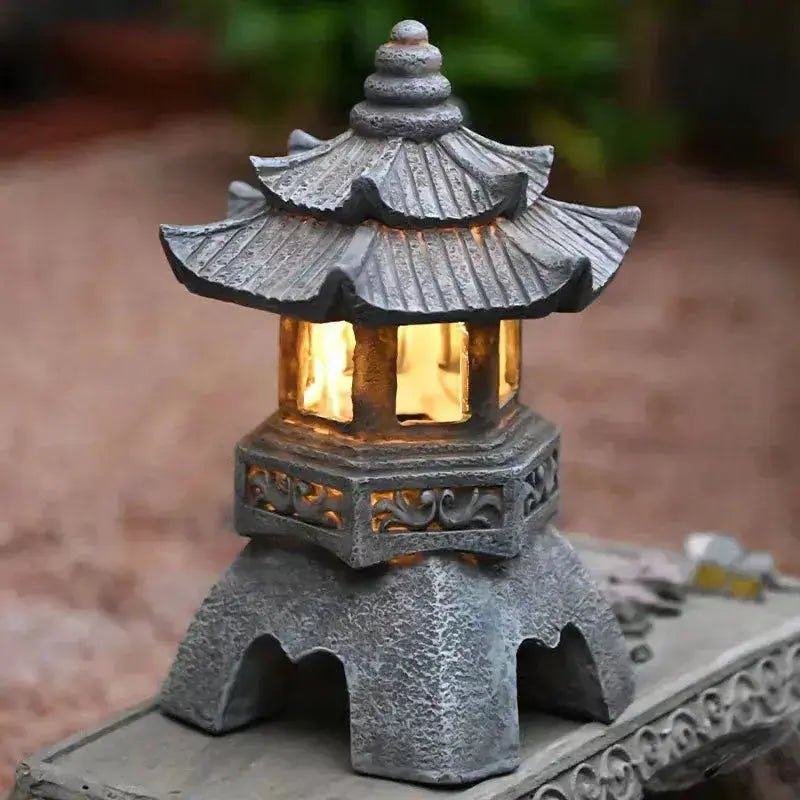 Tōrō Midori en pierre verte pagode multiétage tahōtō avec LED — vue de face — Japanstreet