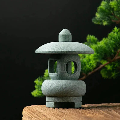 Lanterne japonaise de jardin en pierre 'Yiko'