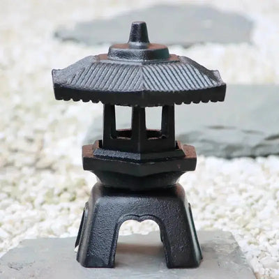 Petite lanterne japonaise en fonte 'Abiko'