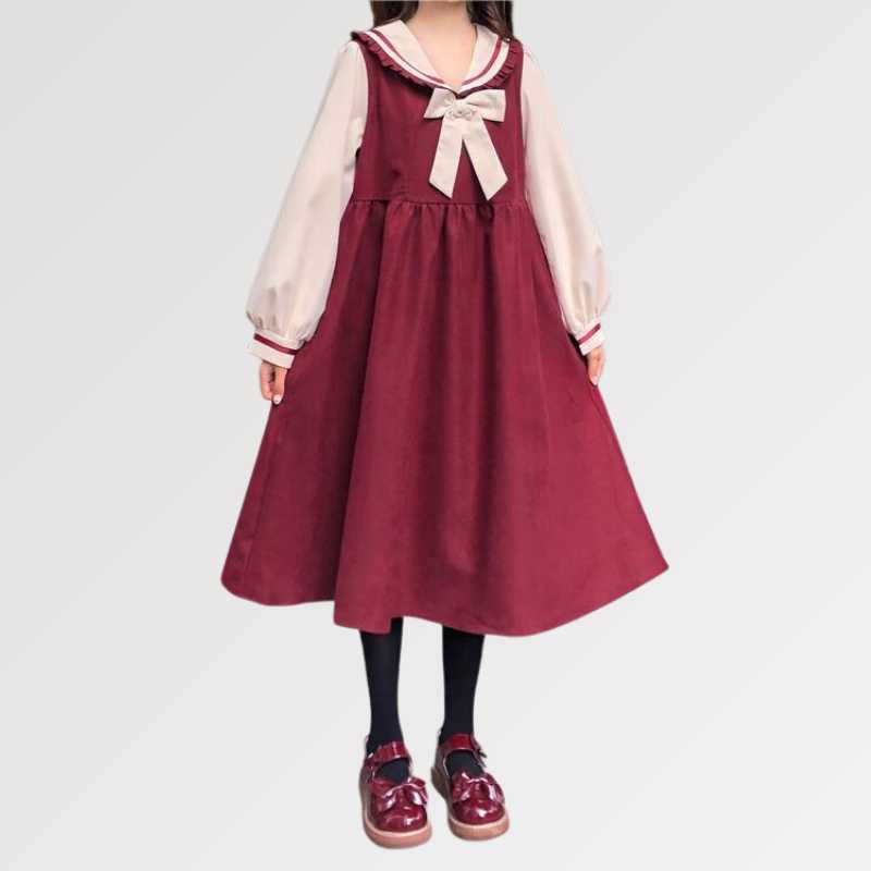 Profitez de notre best-seller de mi-saison en portant notre Robe Japonaise Kawaii brodée
