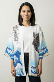 Blouse kimono femme Kanagawa blanc dégradé bleu, imprimé de la grande vague et d'une carpe, coupe courte - Japanstreet