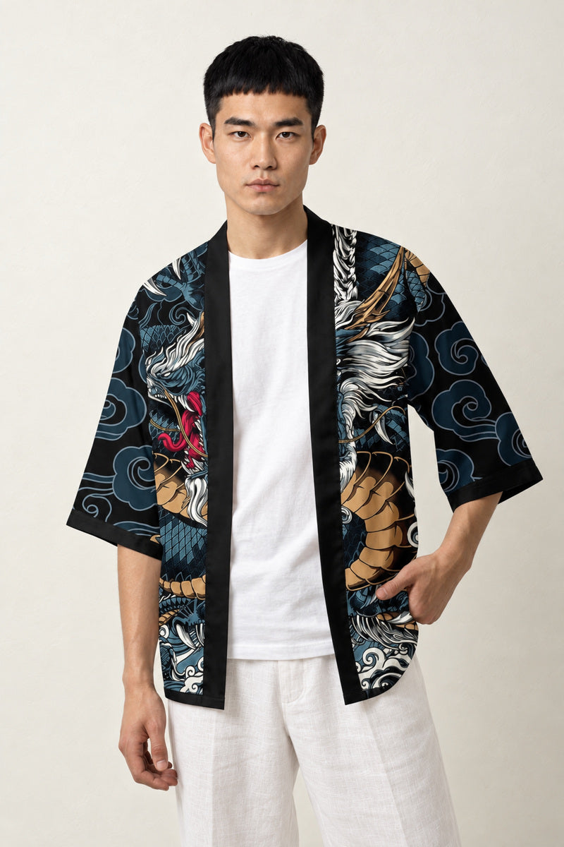 Haori Dragon The Ryu-Jin porté par un homme, vue de face.