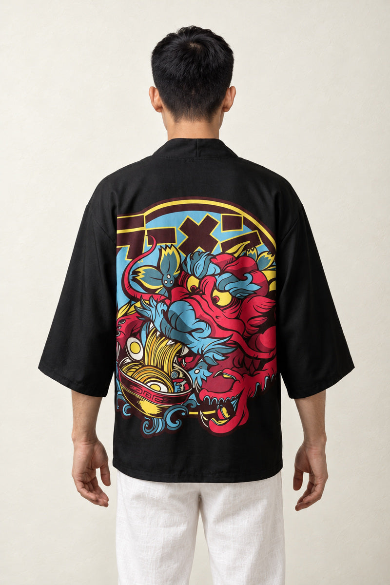 Haori Jacket Dragon x Ramen porté par un homme, vue de dos.