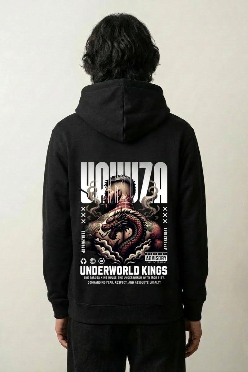 Hoodie yakuza noir, vue dos : dragon dans le style de l'irezumi japonais, ambiance underworld, style streetwear japonais - Japanstreet
