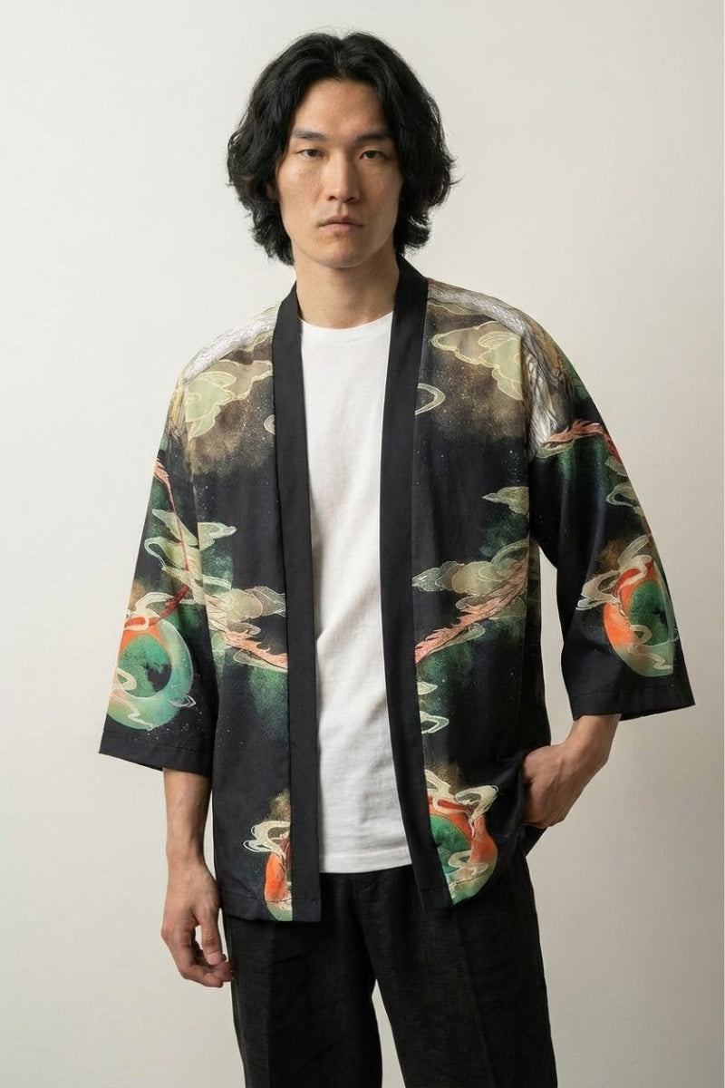 Kimono dragon Shen-Long Édition Kaïto motif dragon vert volant carpes koï oranges sur fond noir coton coupe haori manches trois-quarts streetwear japonais Japanstreet