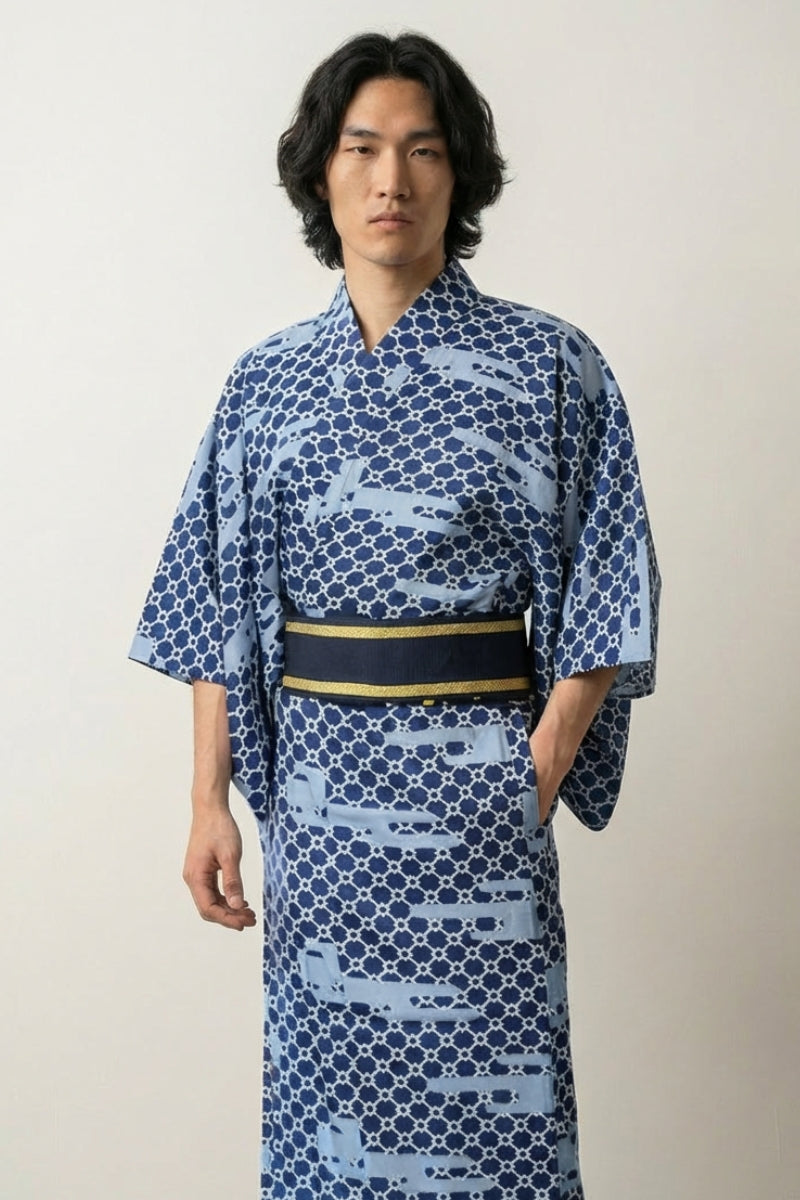 Kimono motif japonais Ikkamari bleu glace treillis dense cercles losanges marine polyester obi bicolore marine or style streetwear japonais Japanstreet