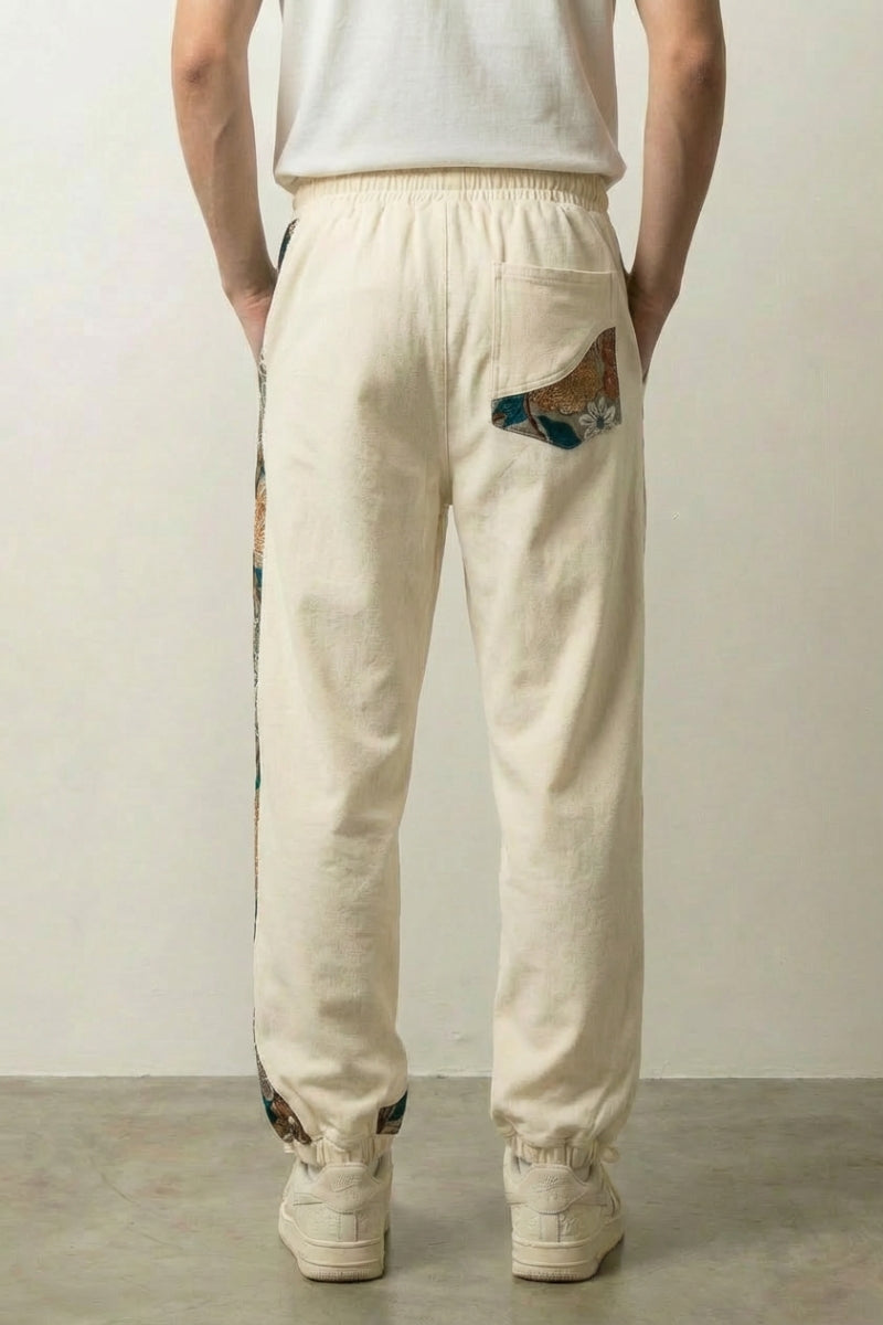 Détail du pantalon japonais Sakura : panneau floral brodé inspiré du hakama Japanstreet