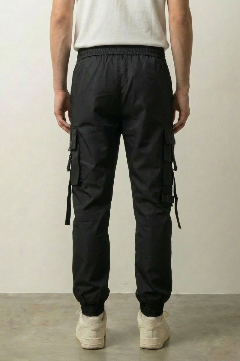Pantalon streetwear japonais Yokote noir détail des poches latérales et chevilles élastiquées Japanstreet