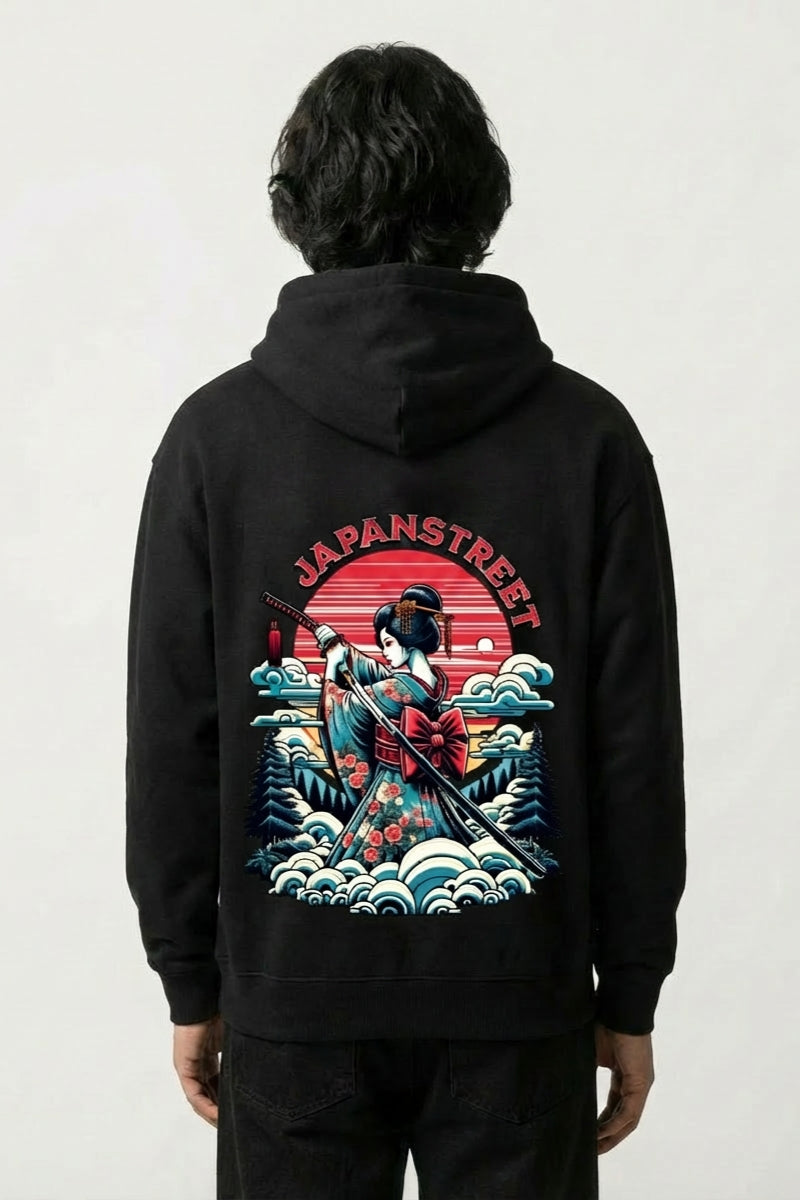 Pull japonais femme noir, vue dos : geisha aux côtés d'un samouraï au sabre, style streetwear japonais - Japanstreet