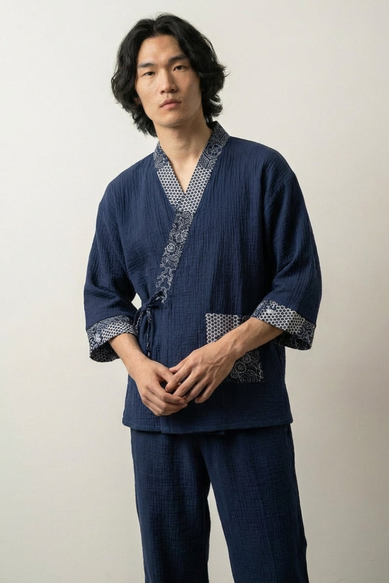 Pyjama jinbei bleu Natsukon marine gaze coton motif kikko hexagonal botanique festival matsuri croisé devant manches trois-quarts pantalon cheville Japanstreet