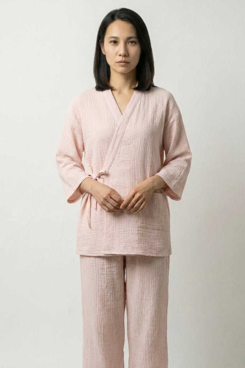 Set pyjama japonais rose Awayuki double gaze coton coupe samue cache-cœur col V manches trois-quarts pantalon droit poche latérale Japanstreet