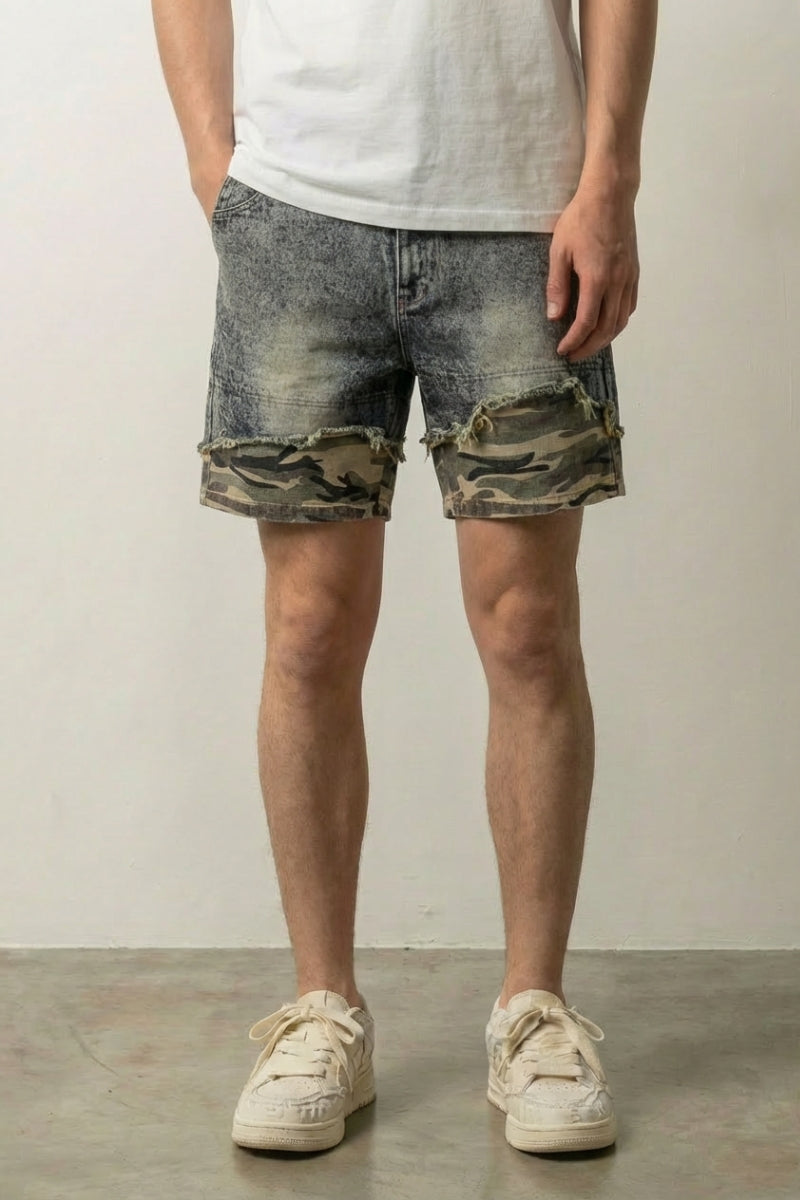 Short camo en jean streetwear japonais à ourlet camouflage et denim délavé Japanstreet