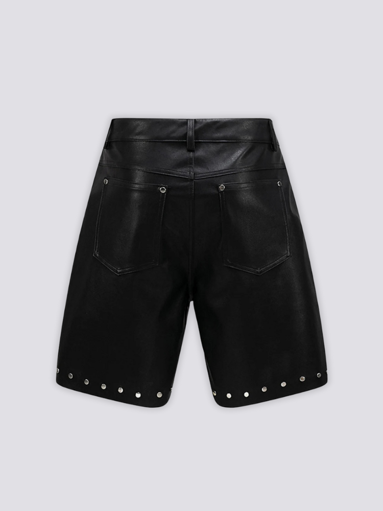 Short cuir noir streetwear urbain rivets argentés coupe relâchée Japanstreet