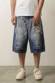 Short en jean custom streetwear japonais denim délavé à broderies fleurs et patchs unique Japanstreet