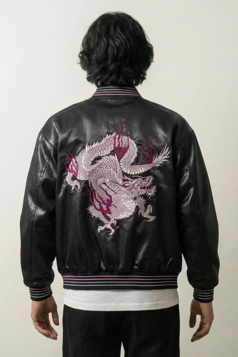 Sukajan Kokuryū Flame noir, broderie dos d'un dragon noir entouré de flammes rouge orangé, blouson souvenir japonais - Japanstreet