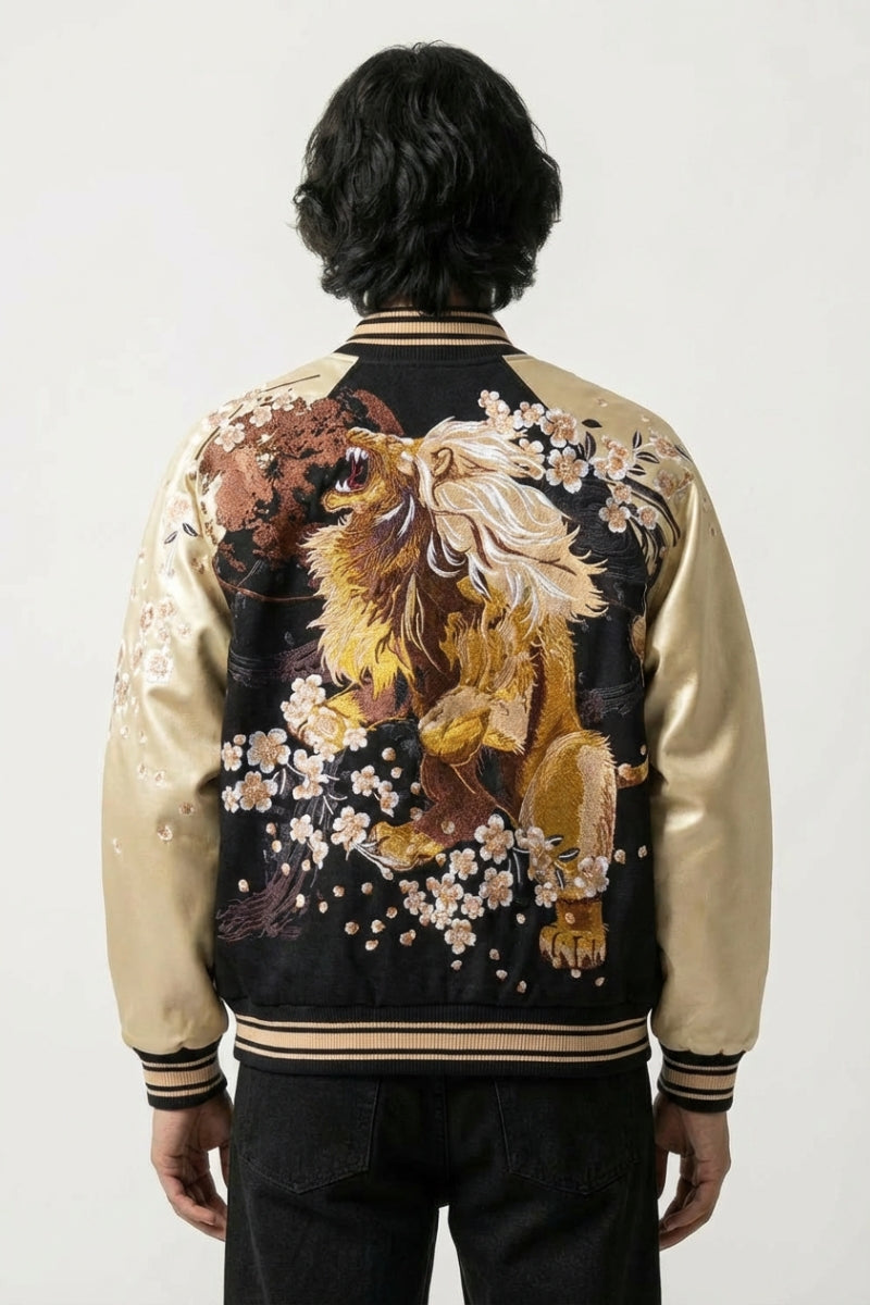 Sukajan Kogane no Ikari noir, broderie dos d'un lion-gardien shishi à la crinière dorée parmi les pivoines, blouson souvenir japonais - Japanstreet