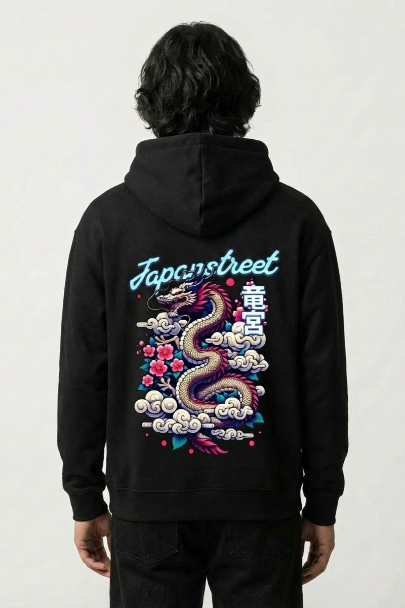 Sweat dragon japonais noir, vue dos : Ryūjin, dragon de mer parmi les nuages, style streetwear japonais - Japanstreet