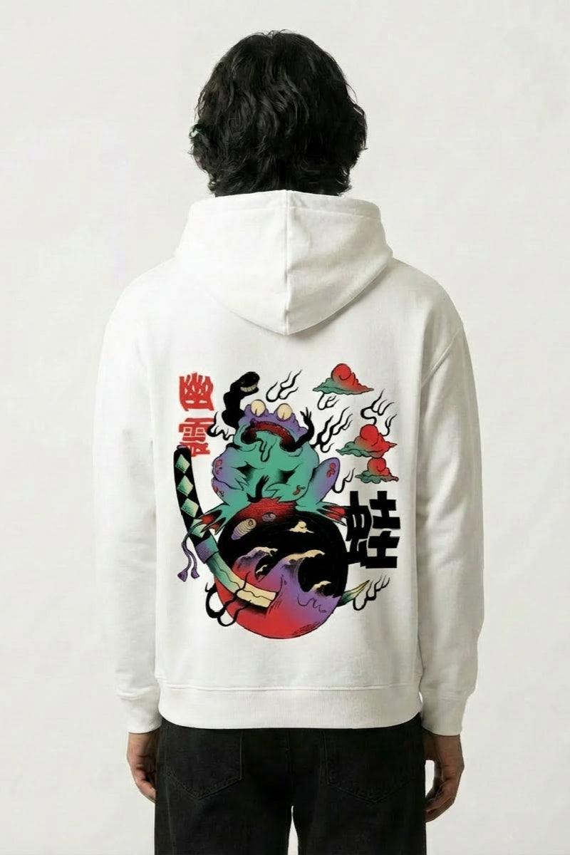 Sweat streetwear japonais blanc, vue dos : grenouille samouraï brandissant un katana, esprit yokai, style streetwear japonais - Japanstreet