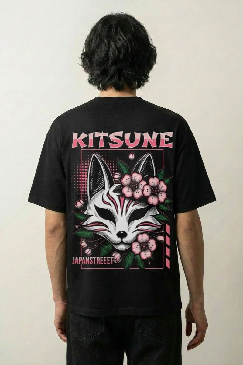 T-shirt kitsune noir, vue dos : masque de renard et fleurs de cerisier, style streetwear japonais - Japanstreet