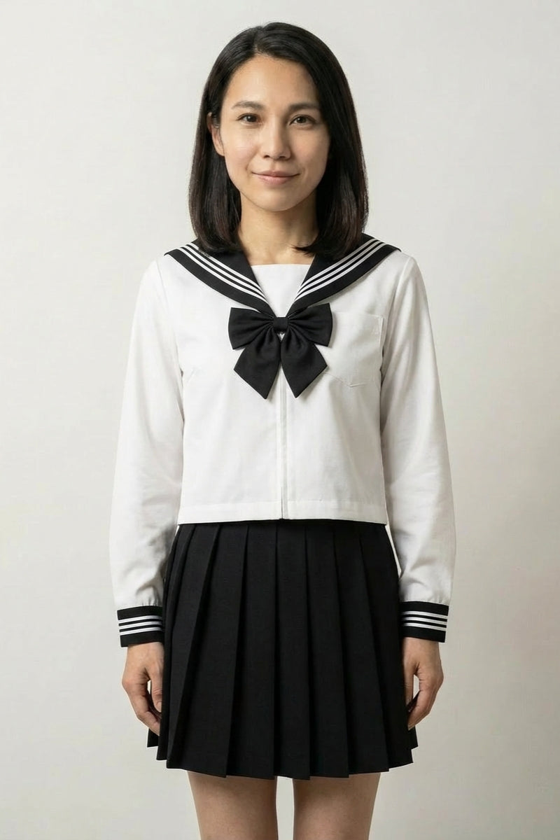 Uniforme Scolaire Japonais Noir 'Tsuki' — seifuku blanc et noir gros nœud