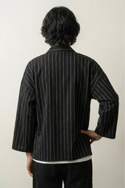 Veste kimono blanche et noir Kaito vue dos rayures verticales coton manches trois-quarts streetwear japonais Japanstreet