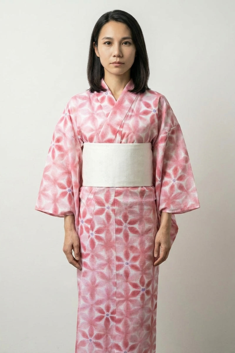 Yukata rose femme Asanoha motif chanvre étoiles six branches dégradé shibori fond blanc obi rose coton taille unique Japanstreet