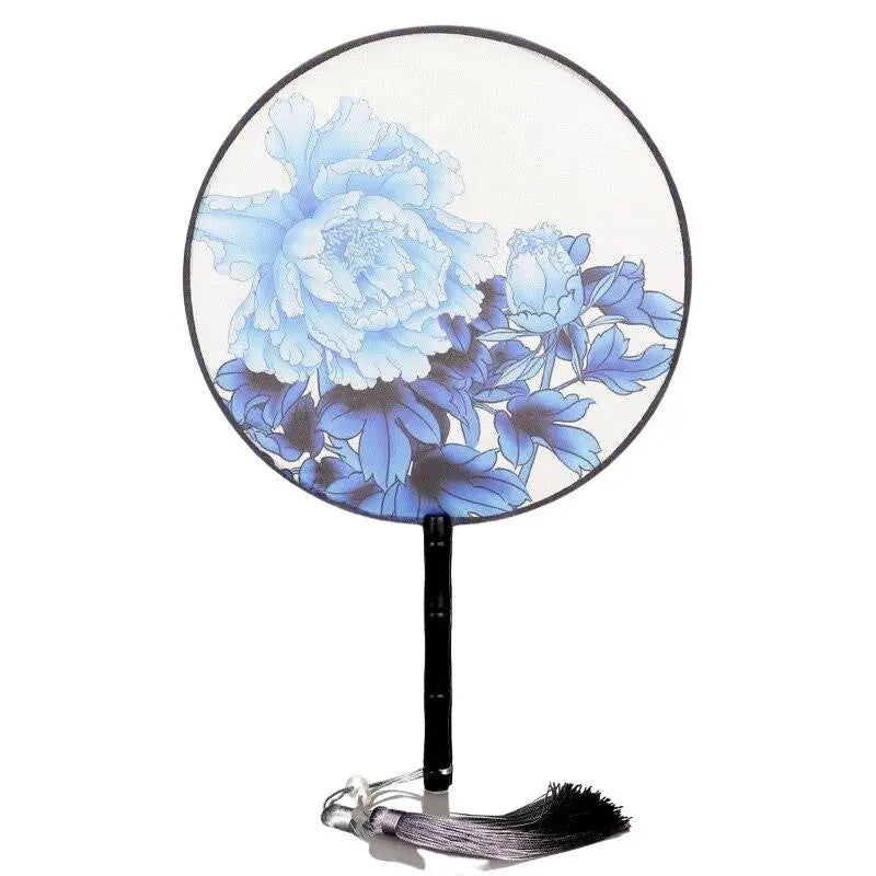 Éventail uchiwa rond Aisai — tissu rond — vue de profil ou détail — Japanstreet