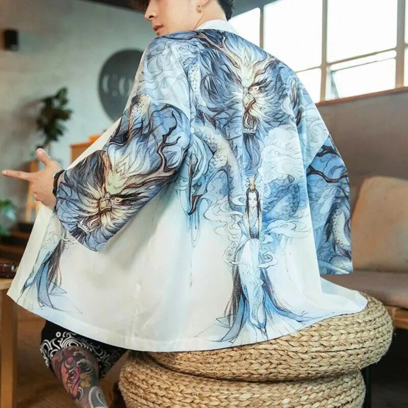 Un Kimono Homme à l'imprimé d'un Dragon japonais au nom de Ryu-Jin