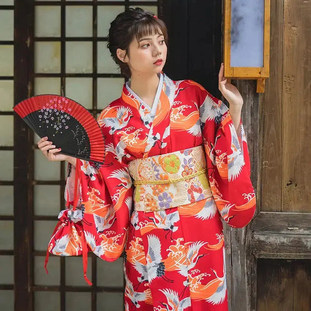 Kimono Japonais pour Femme et sa Ceinture Obi pour un look traditionnel