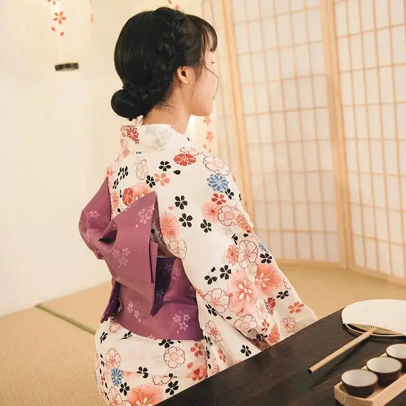 Kimono Japonais Fleuri Femme