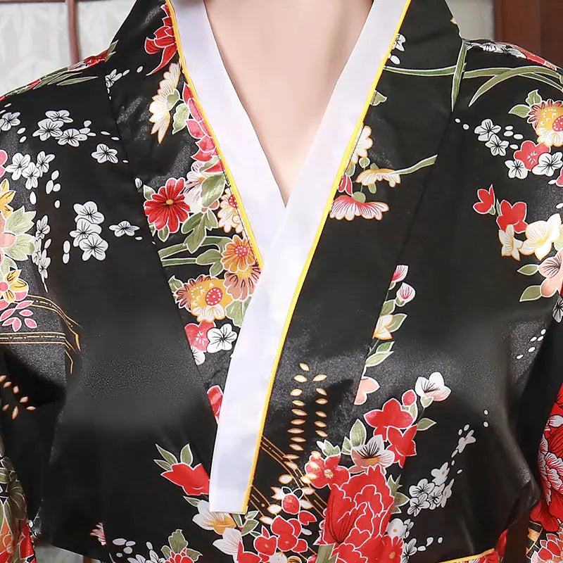 Kimono-Japonais-Long-Femme-Japanstreet-1645370659.webp