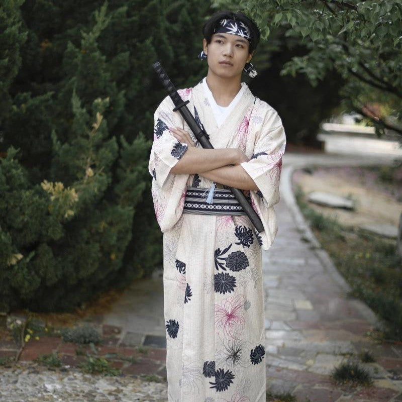 Enfilez le Kimono Japonais Vintage et partez à la conquête du japon traditionnel
