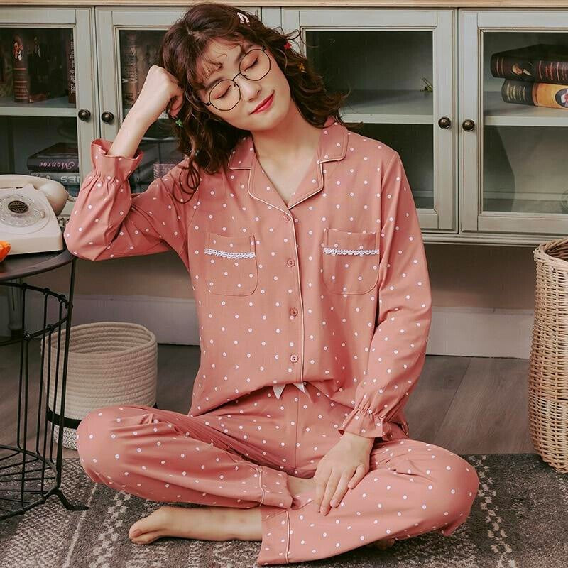 Ensemble de pyjama japonais à pois pour femme
