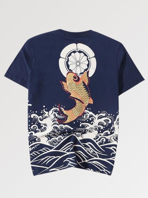 Le t-shirt japonais au motif de la carpe koi représentant l&