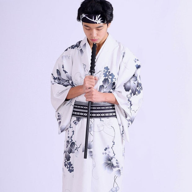 Véritable Kimono Japonais au motif sobre et fleuri
