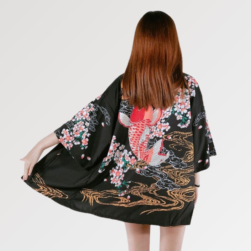 Veste Kimono Femme Chic 'Sakura x Koi'